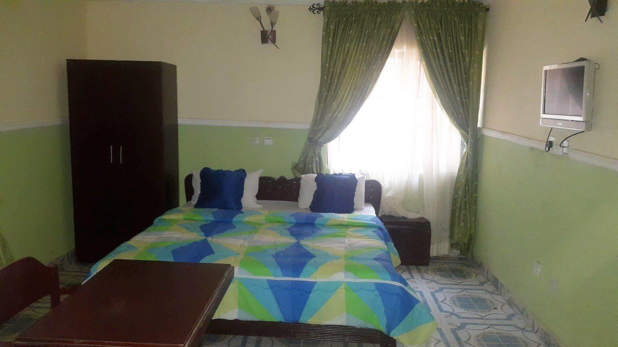 Maria Suites Lagos Eksteriør bilde